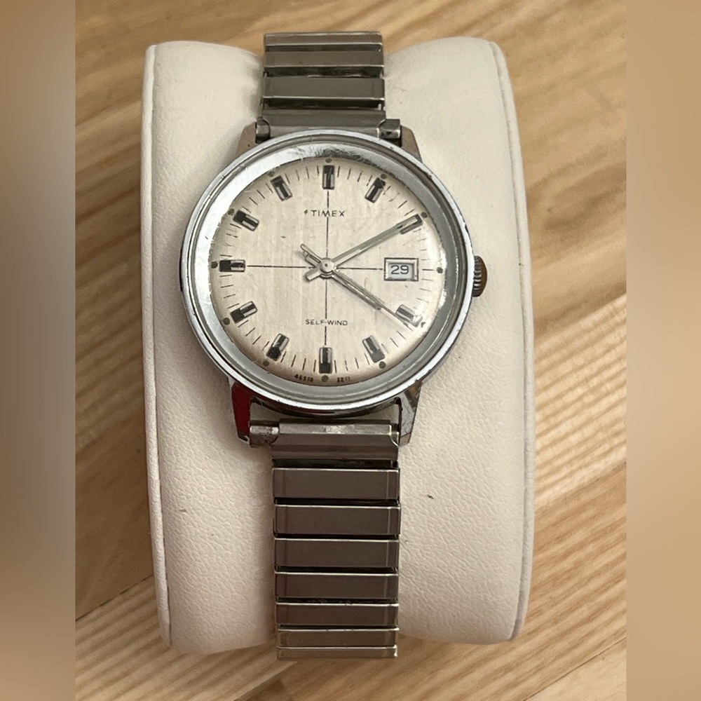 Timex Men’s Watch Vintage Self-Winding Silver-Tone Case Stretch Bracelet RARE
